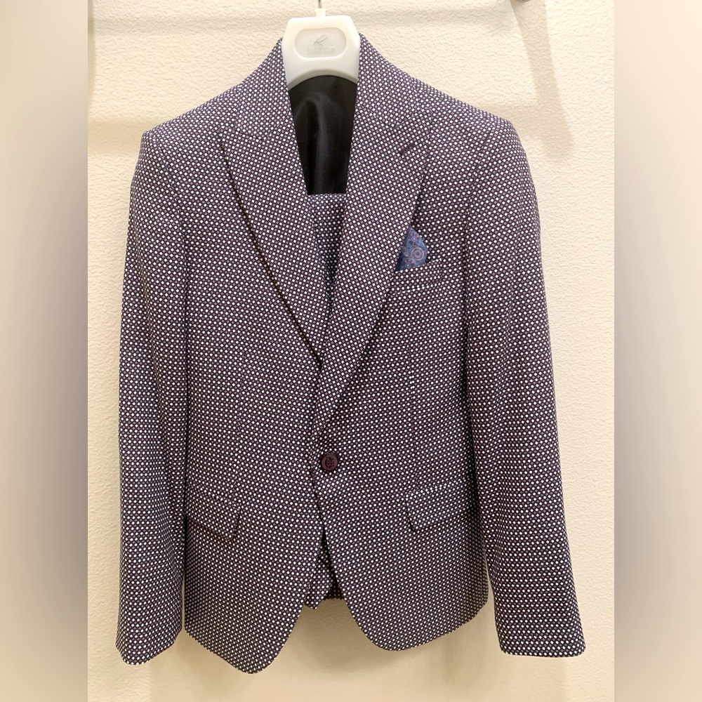 NWOT US 34R Purple Polka Dot Wide Lapel 3PC Mens Suit